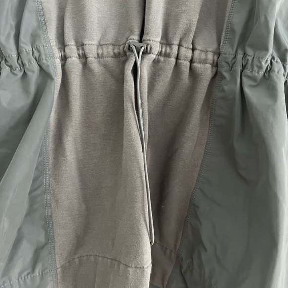 Athleta Dark Olive Ribbed Crewneck Sweatshirt - Picture 2 of 7